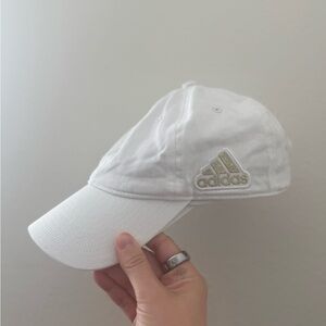 Adidas White Baseball Cap Hat with Gold Logo – Adjustable Strapback
